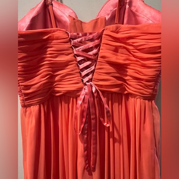 Dancing Queen Coral Formal Dress - Picture 4 of 6